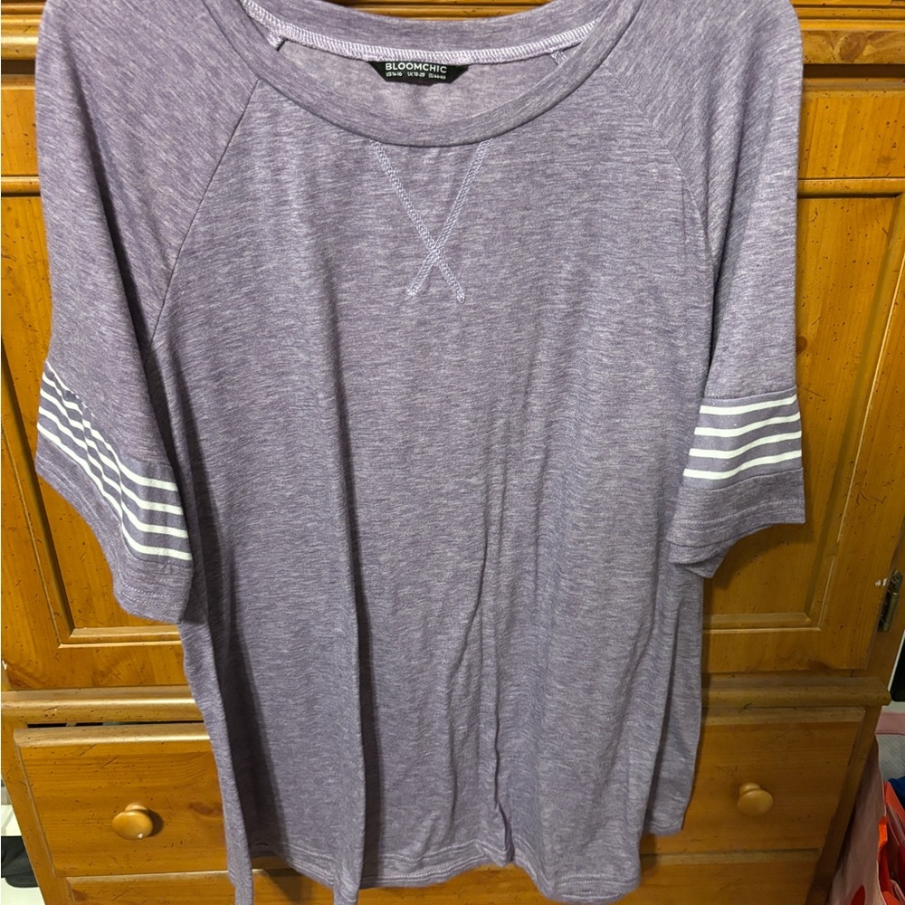 BloomChic Lilac Heather Short Sleeve Tee with Stitch Detail